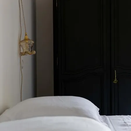 La Perroya Guest house Visan