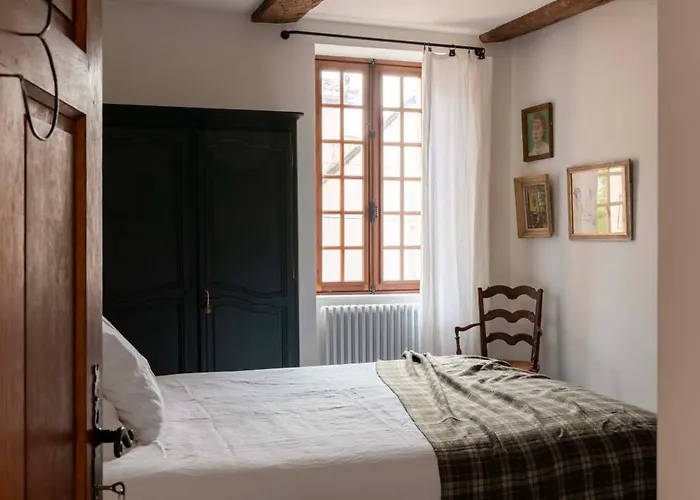 Vendégház La Perroya