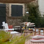 La Perroya Pensjonat Visan