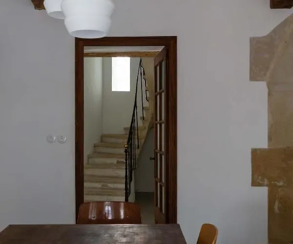 La Perroya